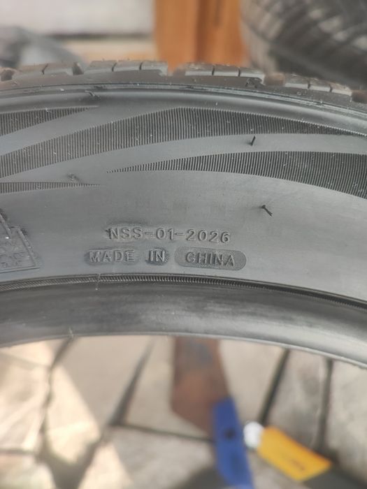 НОВИ Всесезонни гуми 255/40/19 ROTALLA SETULA 4 SEASON RA03