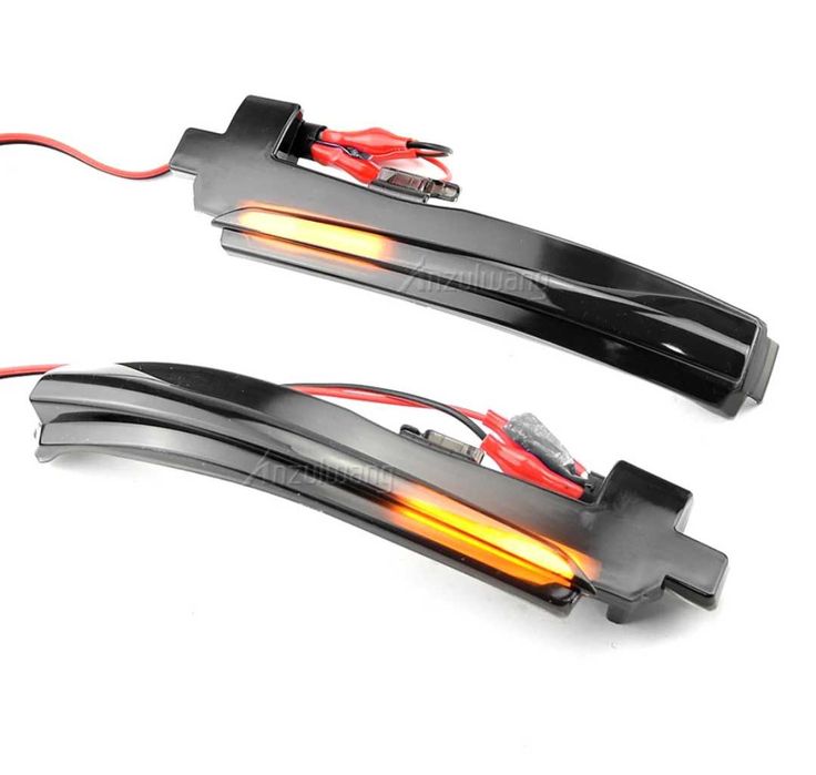 Динамични бягащи мигачи за огледалата Волво S60 S80 V40 V60 V70 Volvo