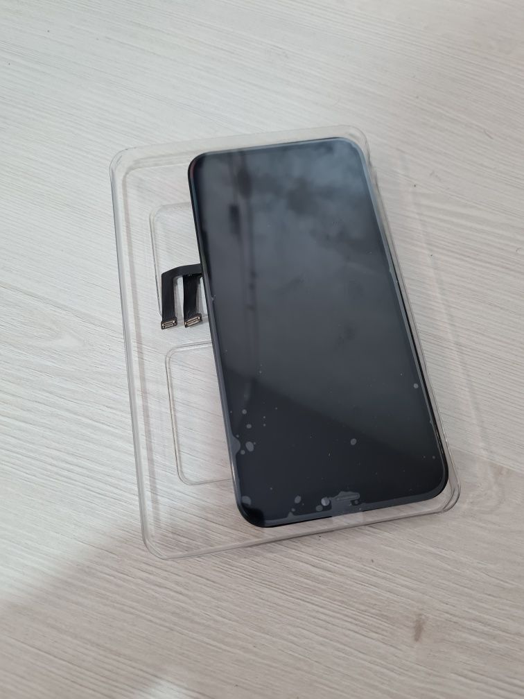 Display iPhone 11