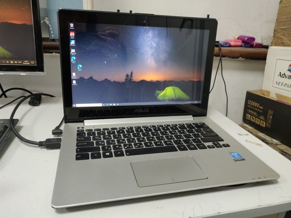 ноутбук ASUS S301L Core i7
Intel core i7. 4500 U , сам
