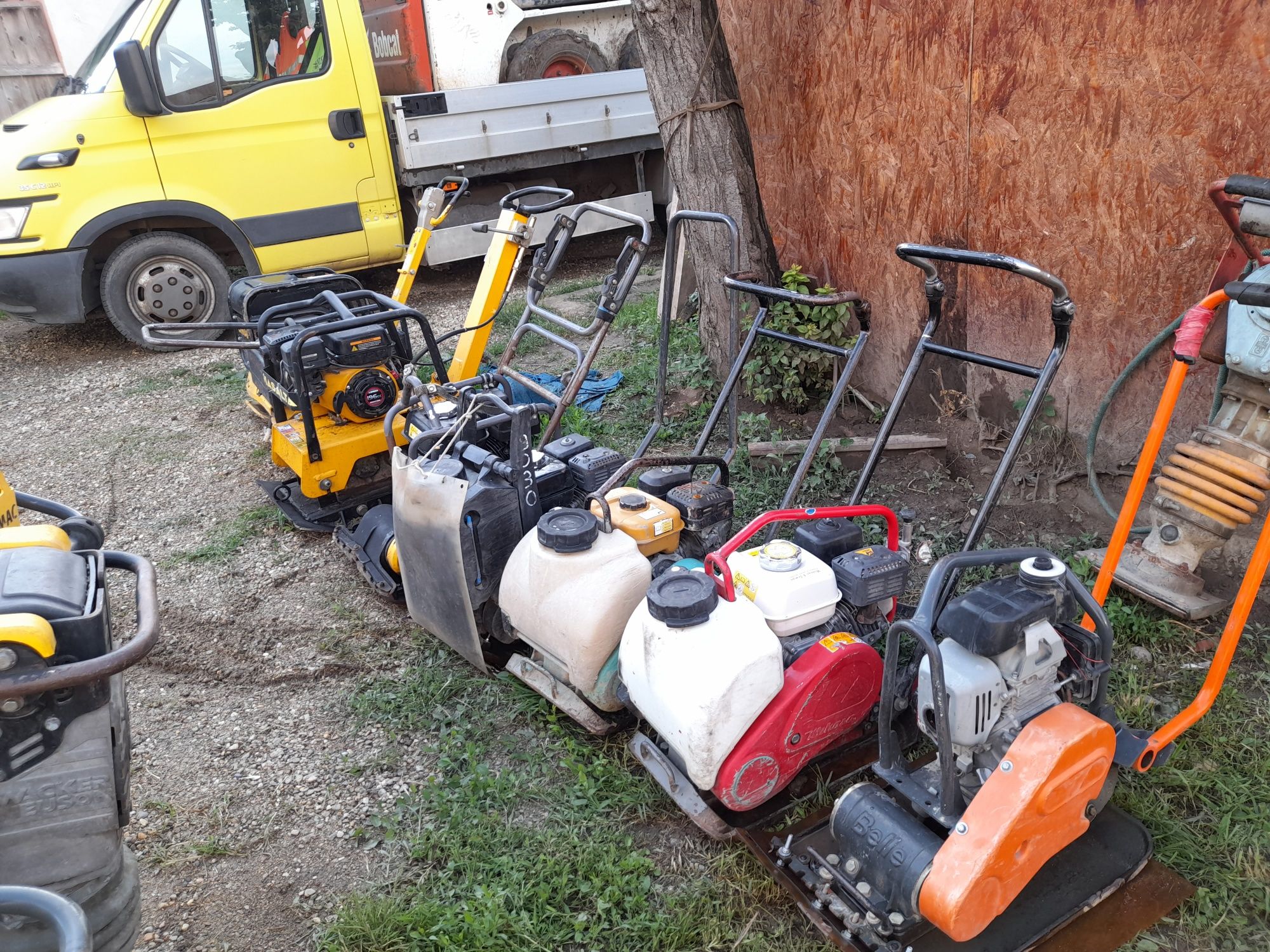 Placa compactoare vibranta de la 60kg la 260kg