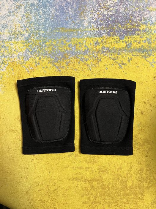 Burton - Сноуборд Наколенки , Dakine Протектор за китка