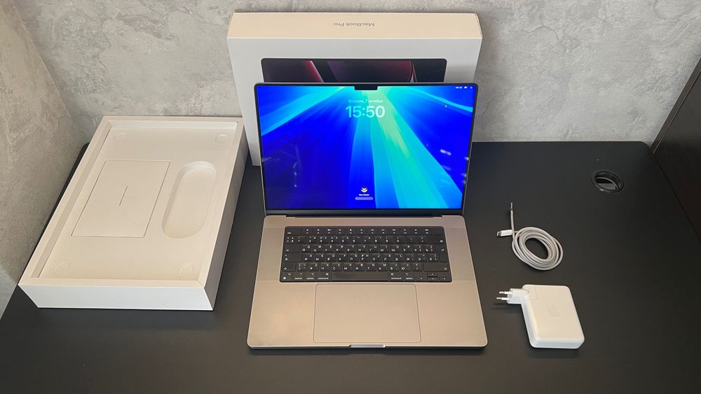 MacBook Pro 16 2023 M2 Pro / 16GB RAM / 512GB SSD / отличное состояние