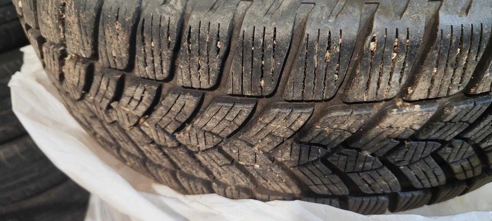 4бр. зимни гуми Fulda Kristall Control SUV 225/65R17 дот 1821