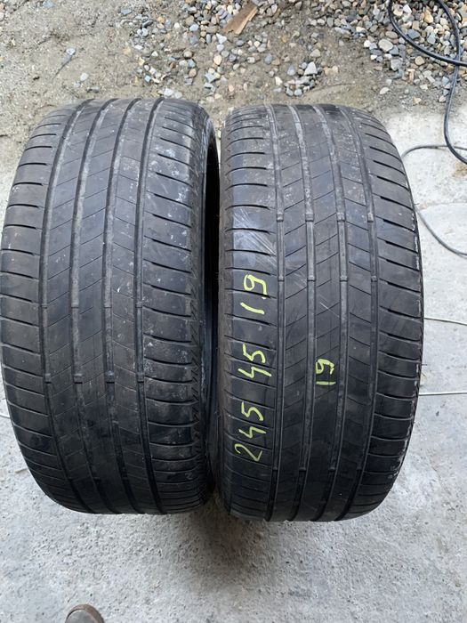 Anv vara 245/45/19 Bridgestone/Continental