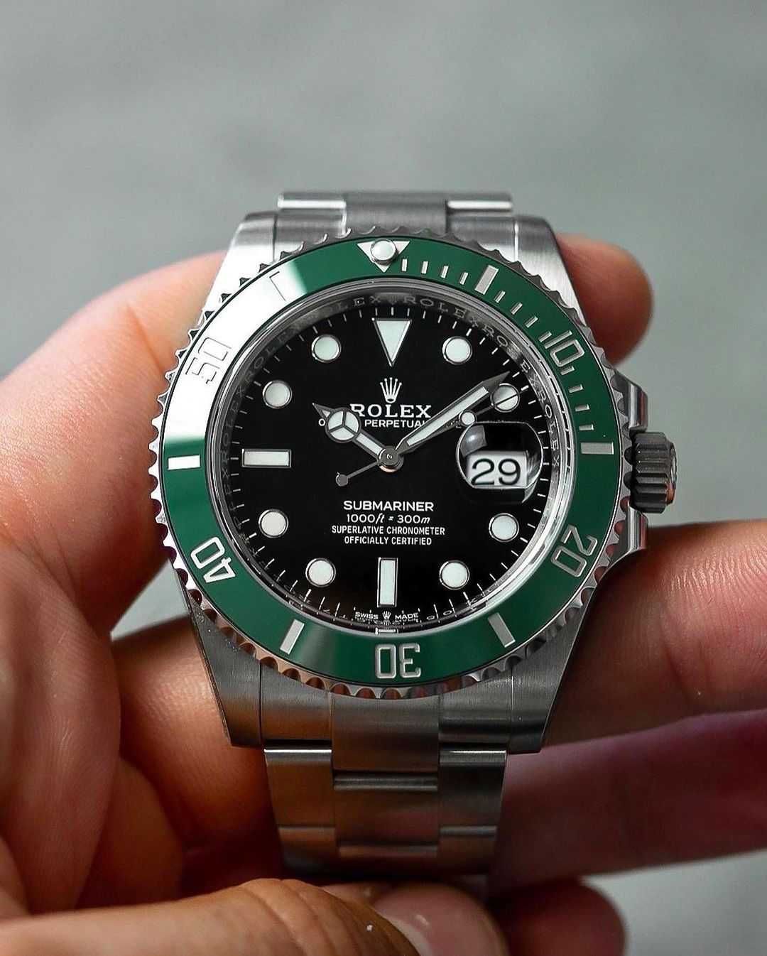 rolex submariner starbucks