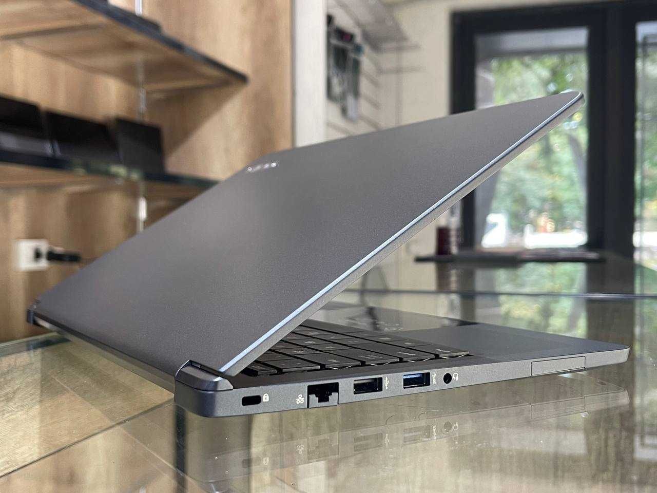 EVOO ultra slim AMD Ryzen 5 3500U озу8гб хард256ssd