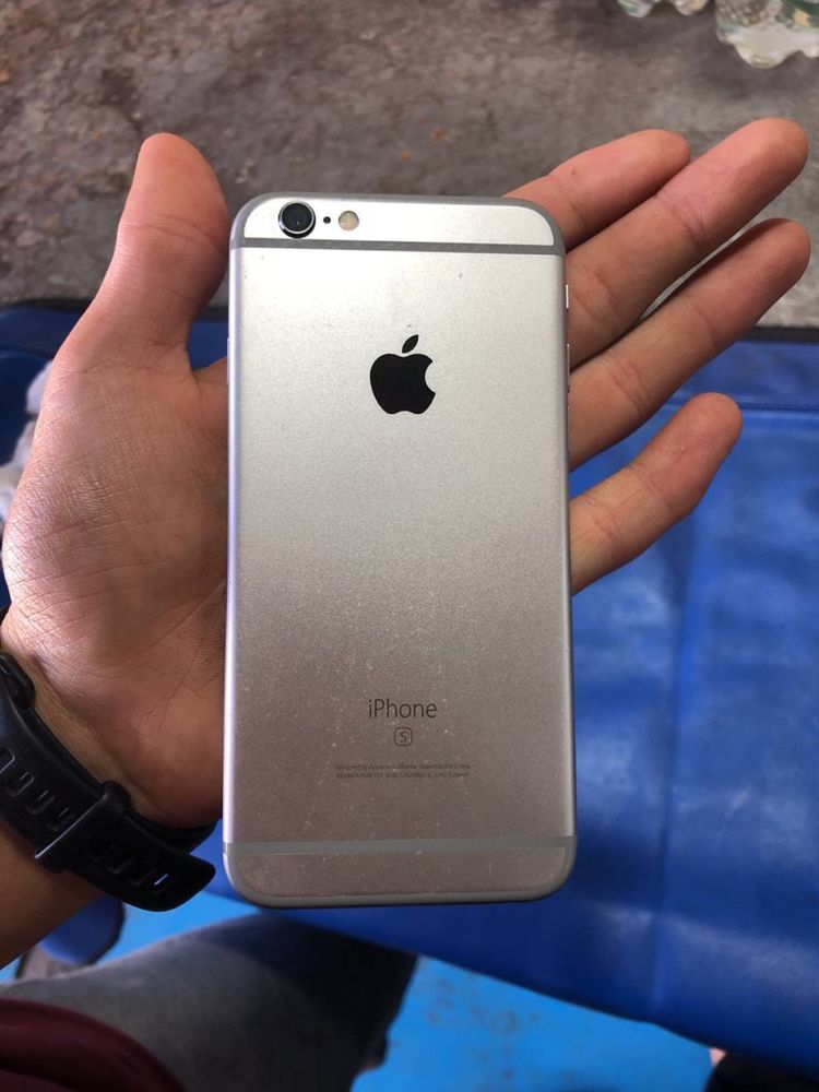 iPhone 6s     128gb