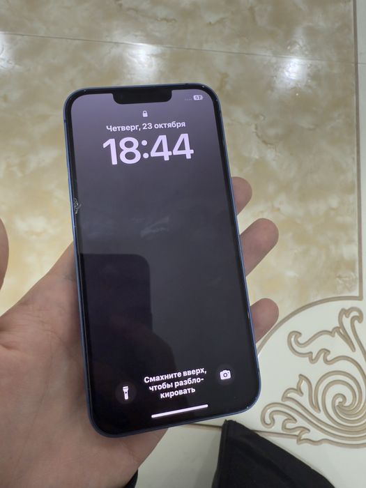 iPhone 13 в идеальном состояний