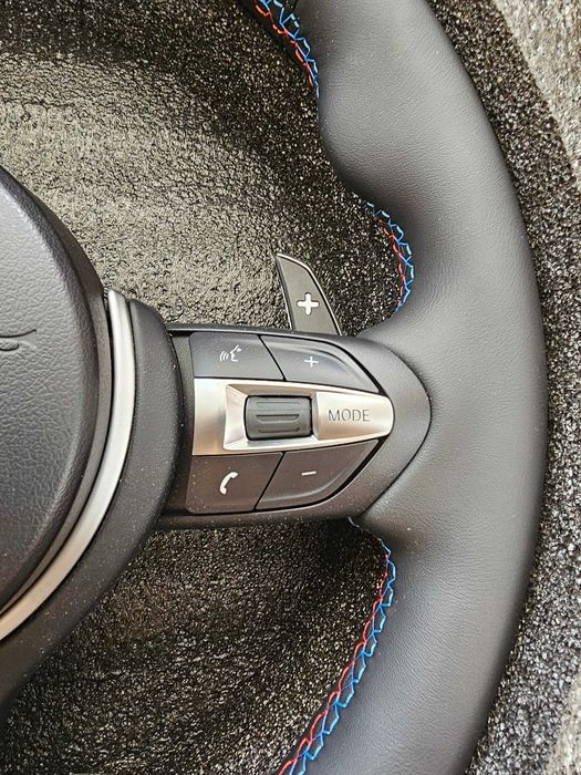 BMW M волан F10 M5 F06 F12 F13 M6 M Sport кожен волан за БМВ