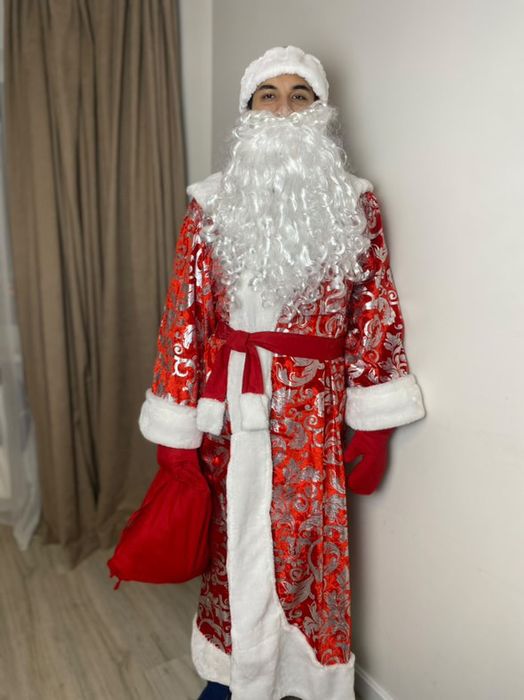 Продам костюмы Деда Мороза и Снегурочки