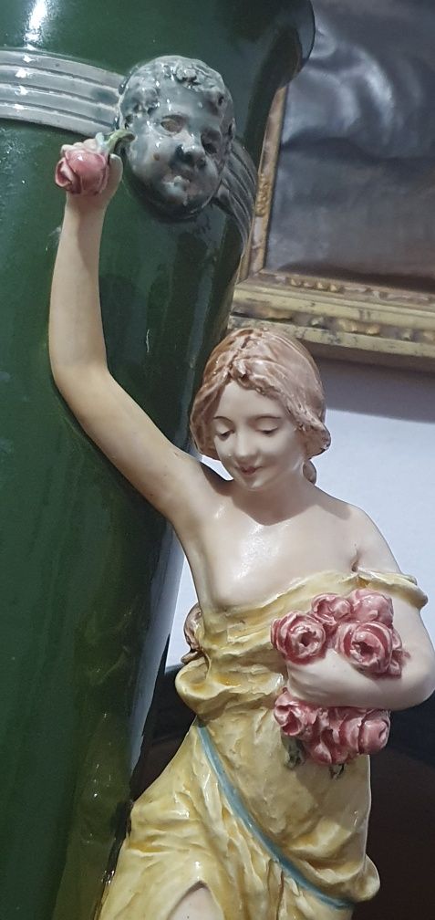 Pereche vaze inceput anii 1900 majolica superbe inaltime 60 cm