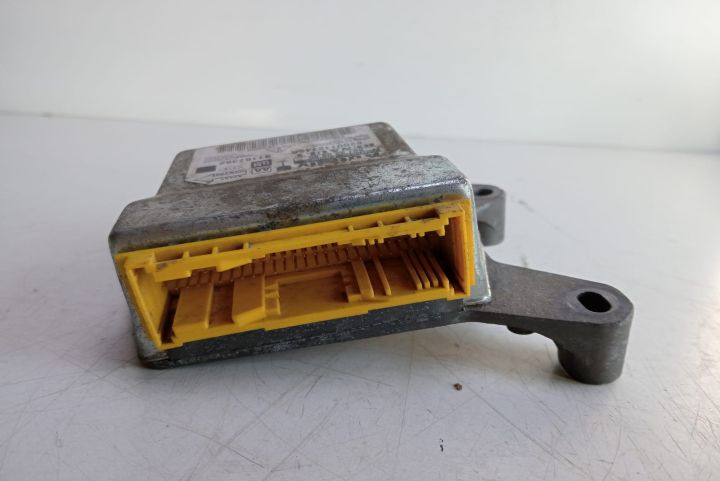 Calculator modul airbag  8200112746A Renault Laguna a 2-a generatie s
