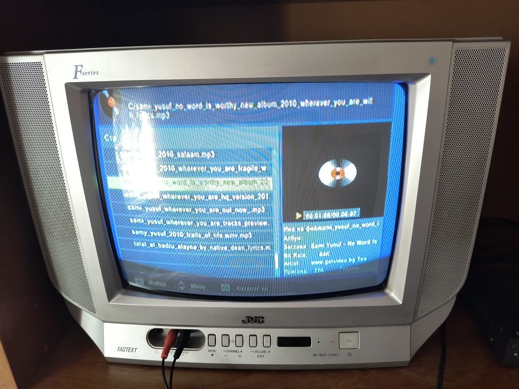 Телевизор JVC  av14