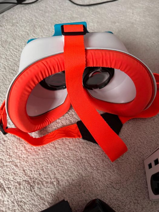 Nintendo Switch OLED + casca VR Maxx Tech