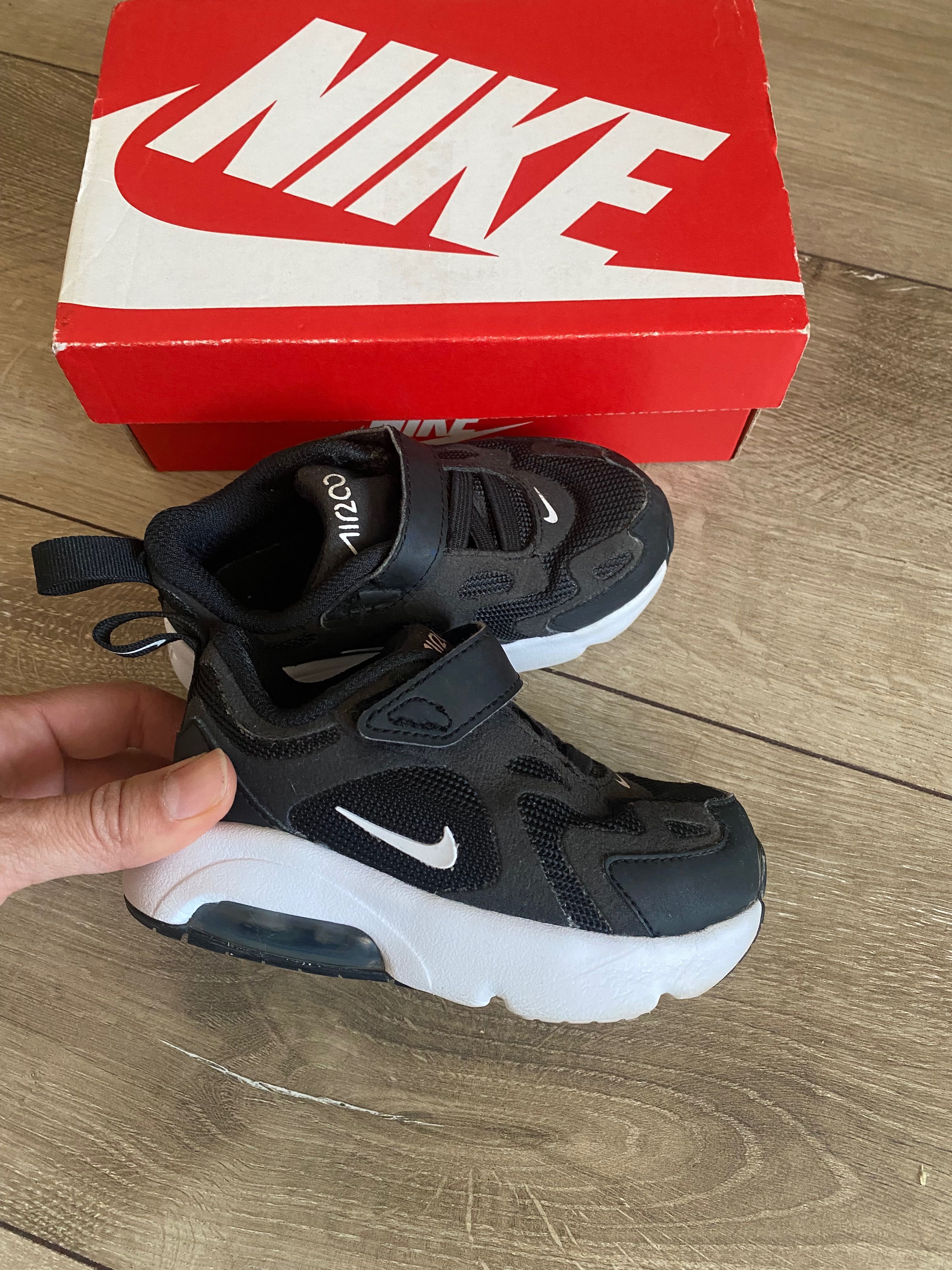 Маратонки Nike Air max