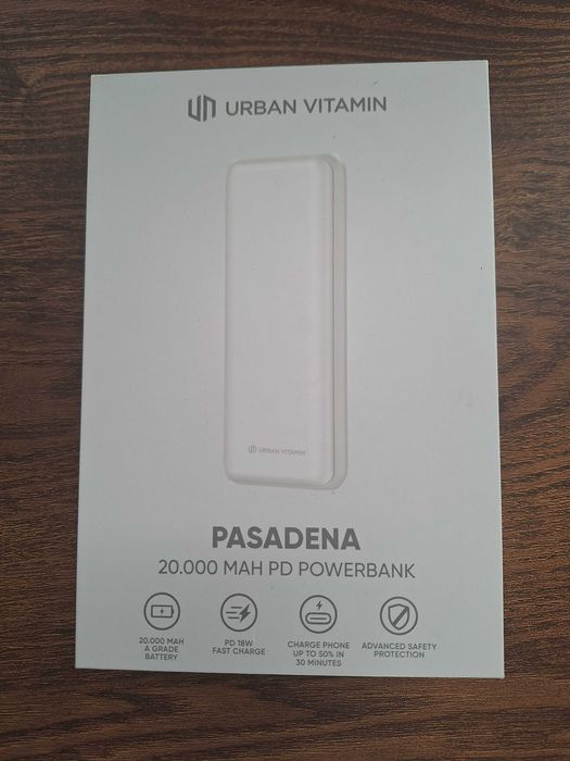 Baterie externa sigilata  Pasadena Urban Vitamin pret 210lei.