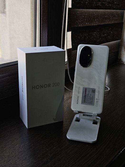 Honor 200 256gb почти новый