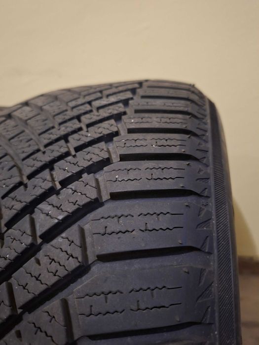 Зимни Гуми Yokohama 235 45 18