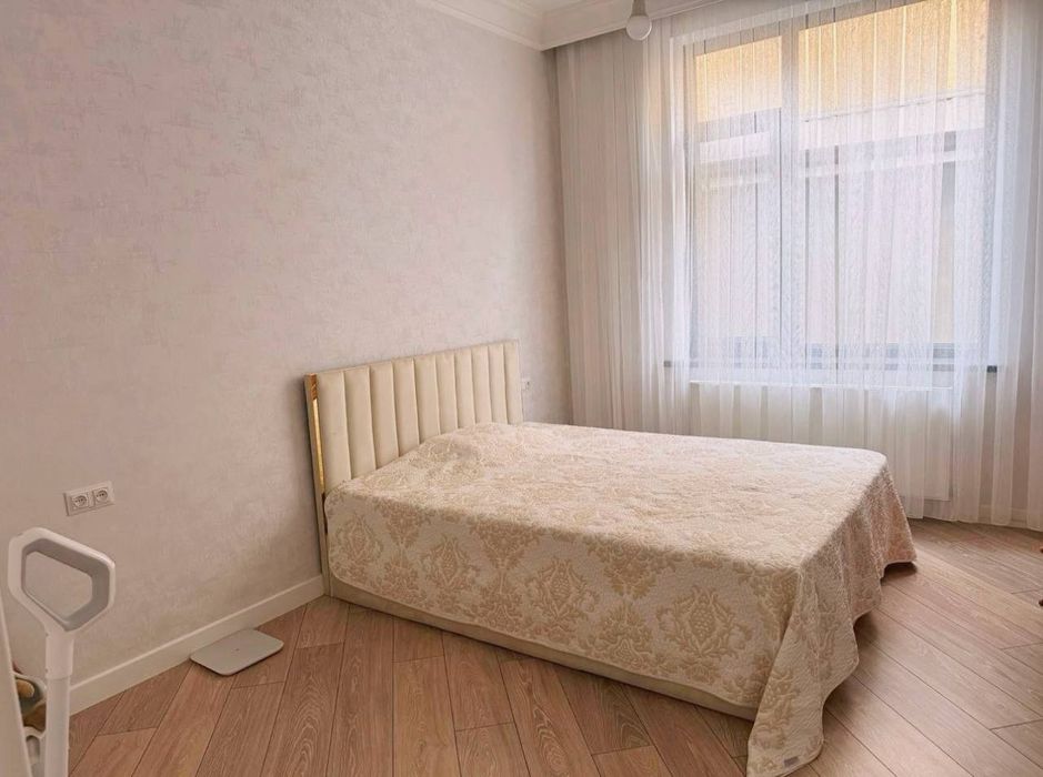 Юнусабад Фарогат Махалля 
О-р универсам кург  BYD автосалон
2, 7-соток