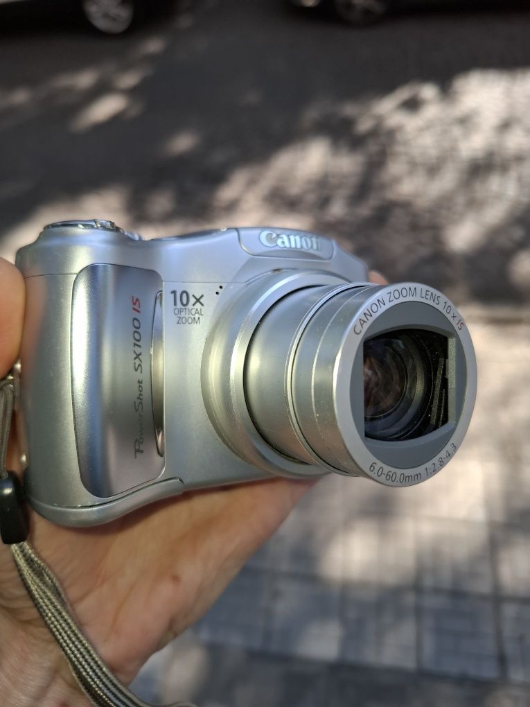 Компактен дигитален фотоапарат CANON POWERSHOT SX100