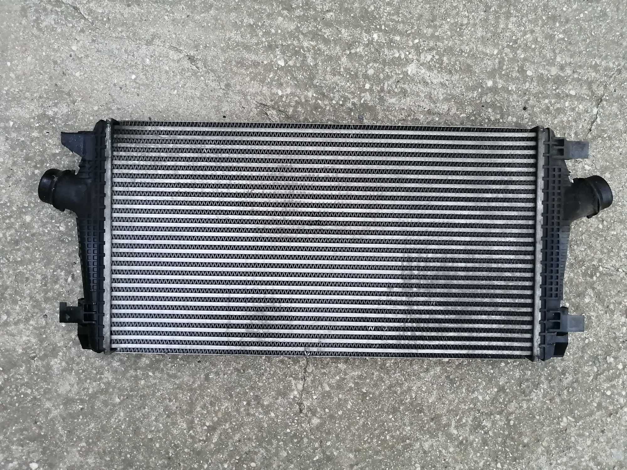 intercooler Opel Astra J 300 lei