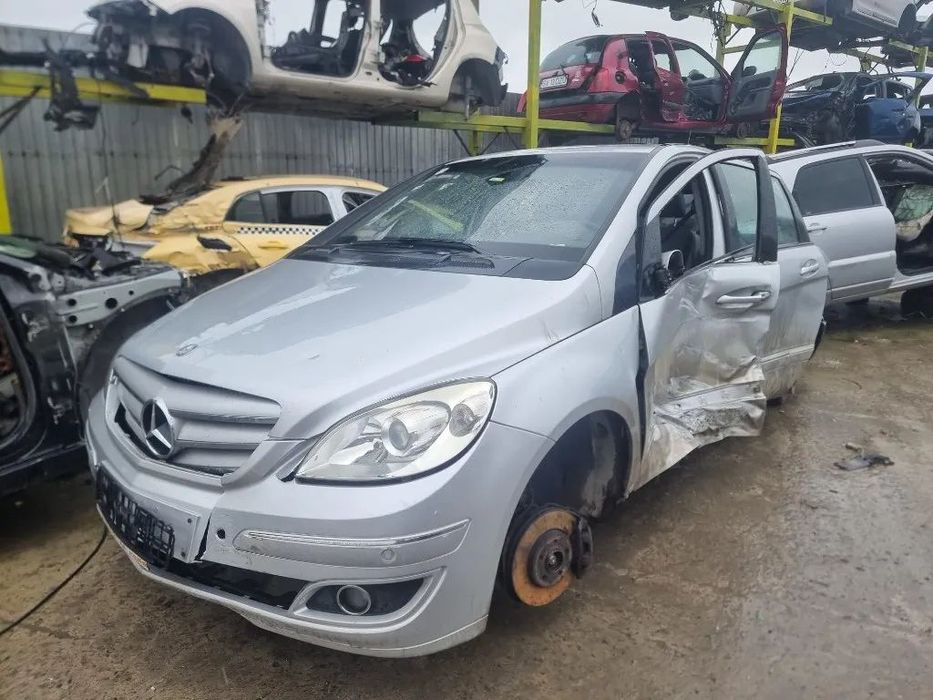 dezmembrez Mercedes B-class 2006, motor 2.0 cdi 109cp, cod motor om 640.940, cutie de viteze automata