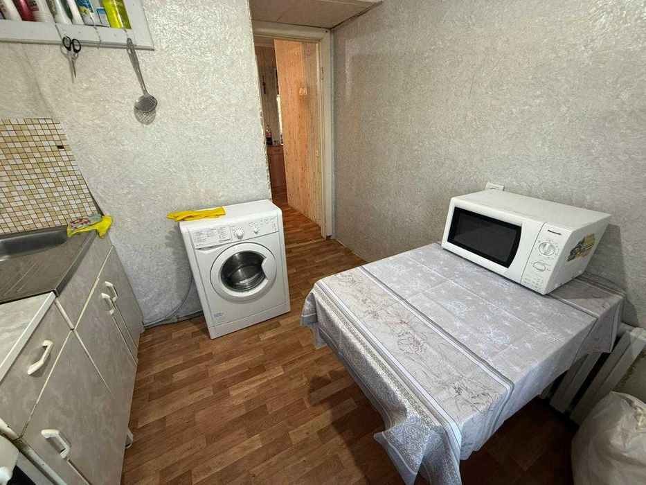 Продам 2х комнатную квартиру в 8 мкр, комнаты раздельные, S=51,3кв.м.!