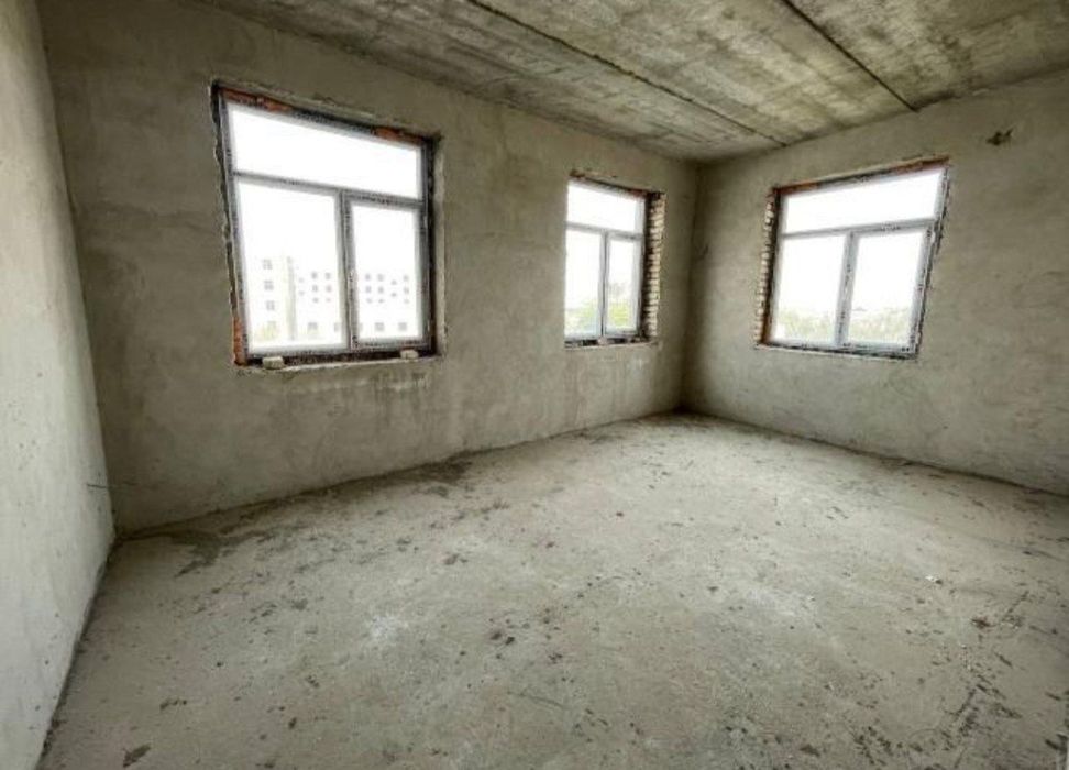 Fayzobod tomonda 3 xonalik korobka sotiladi