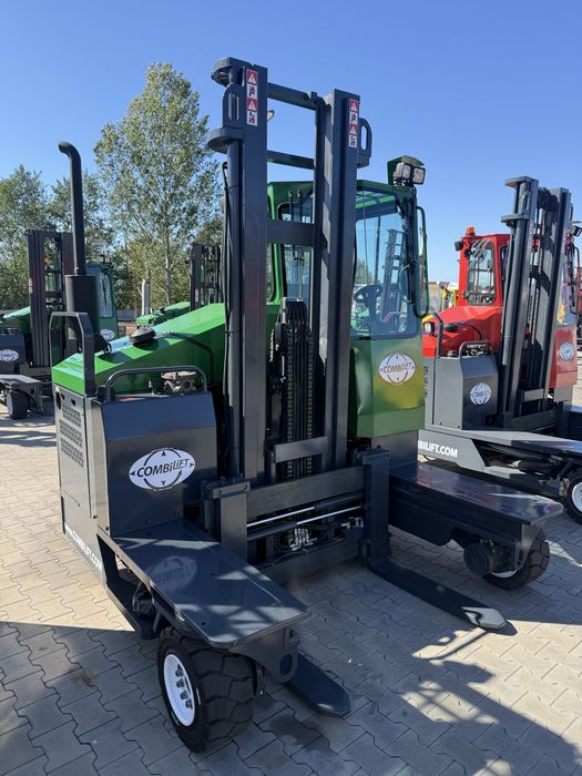 Motostivuitor Combilift multidirectional  4 tone diesel