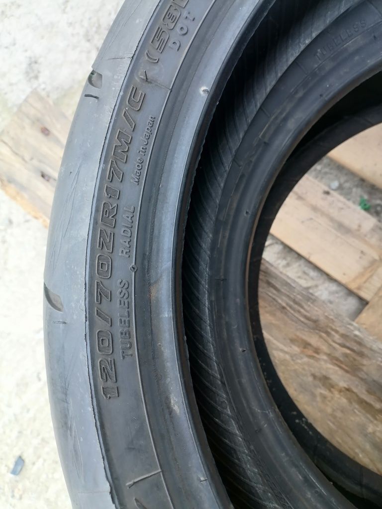 120 70 ZR 17 BRIDGESTONE ДОТ 4718