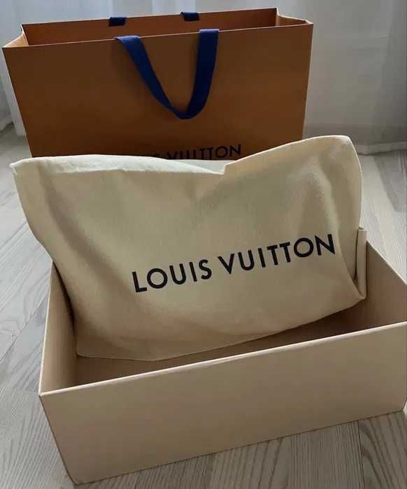Чанта Louis Vuitton Avenue Sling Bag – Monogram Eclipse Canvas
