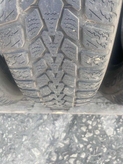 4 броя зимни гуми Dunlop 175/70 R14 Dot 1620 ном 59