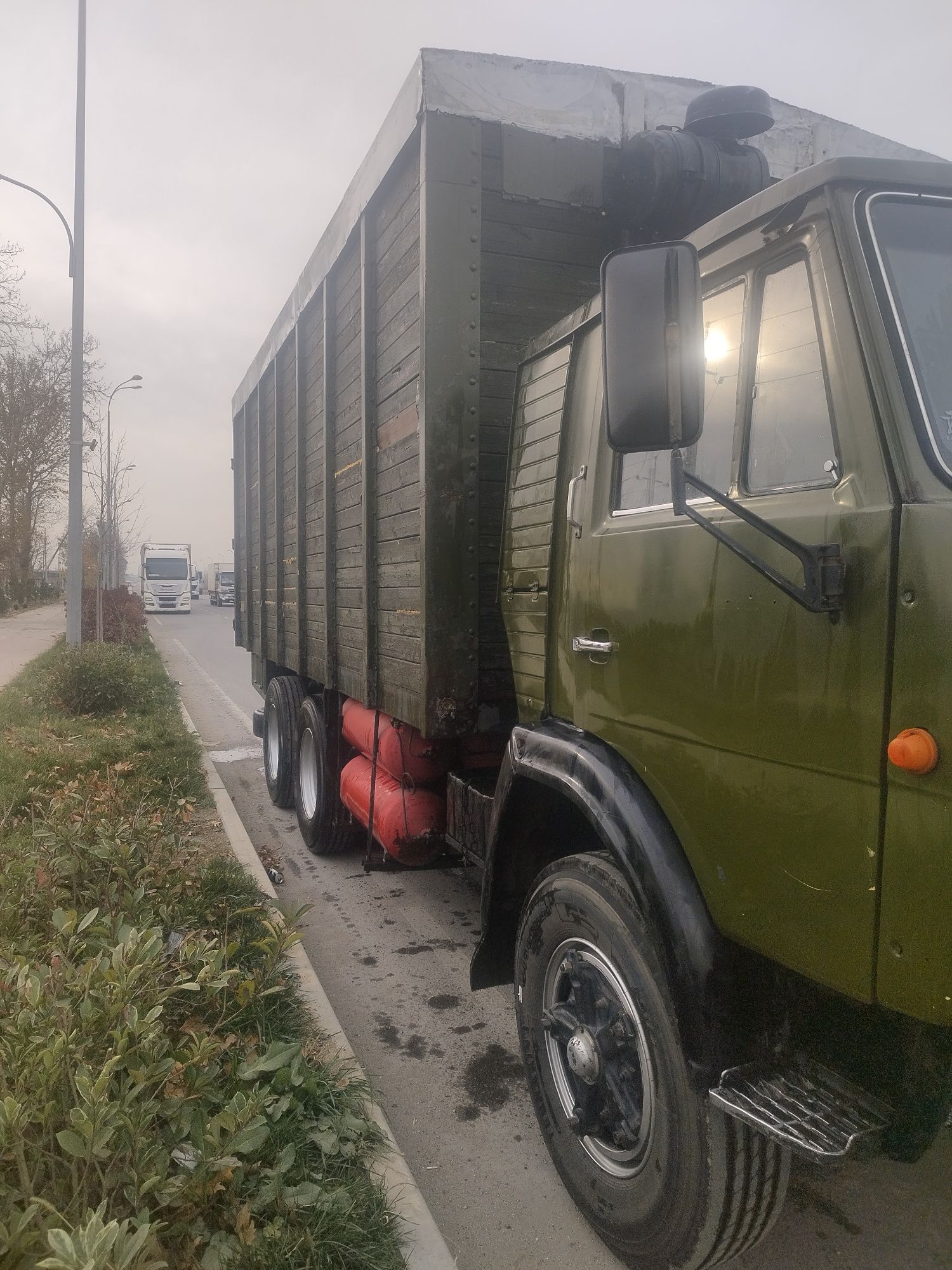 Kamaz  xolati alo ishlab turibti mator qilingan val 6  xolati alo balo