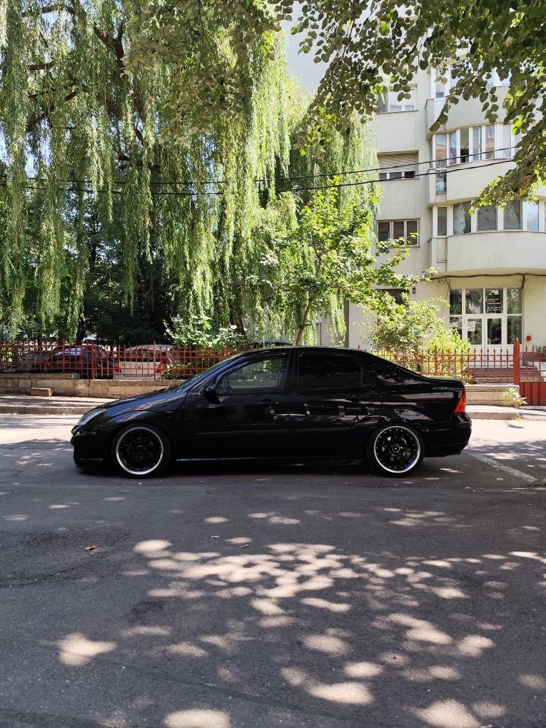 Vând Ford Focus mk1