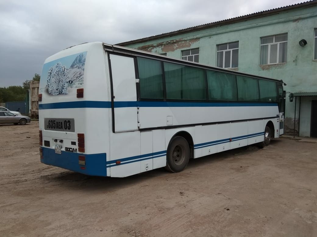 Междугородний автобус вольвоВ 1224 Sideral