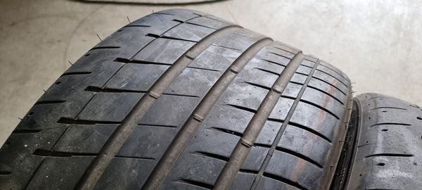 305/30/20 BRIDGESTONE 2бр