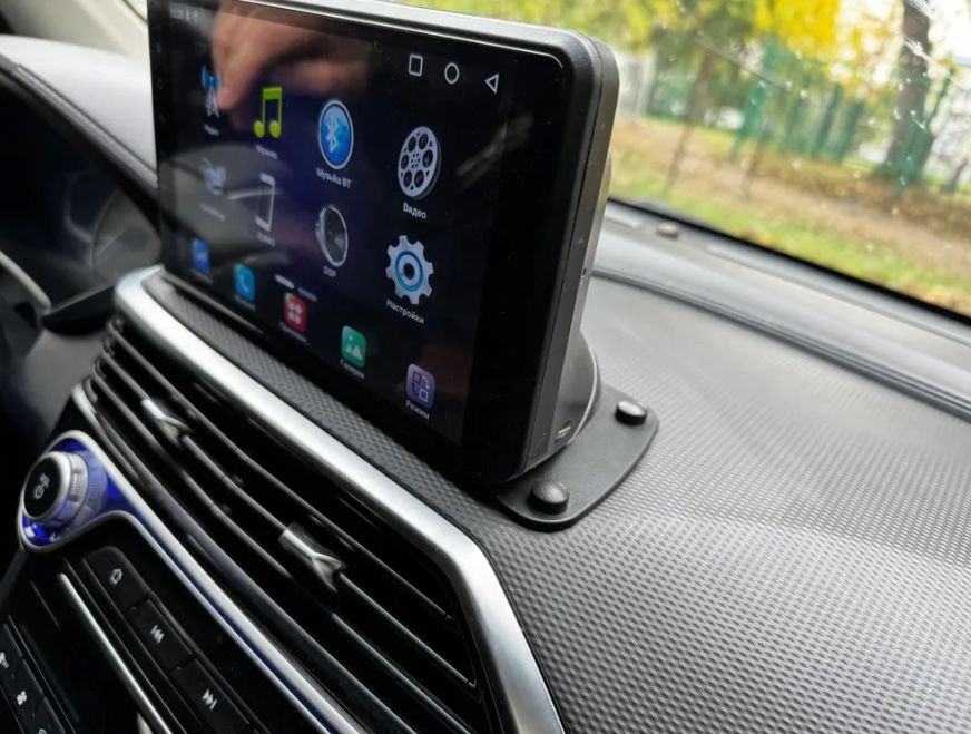 Магнитола универсал любое мошина учун на торпедо 2/32г, 4/64г янги