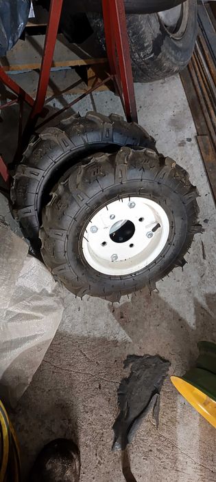 гуми с джанти 4х8