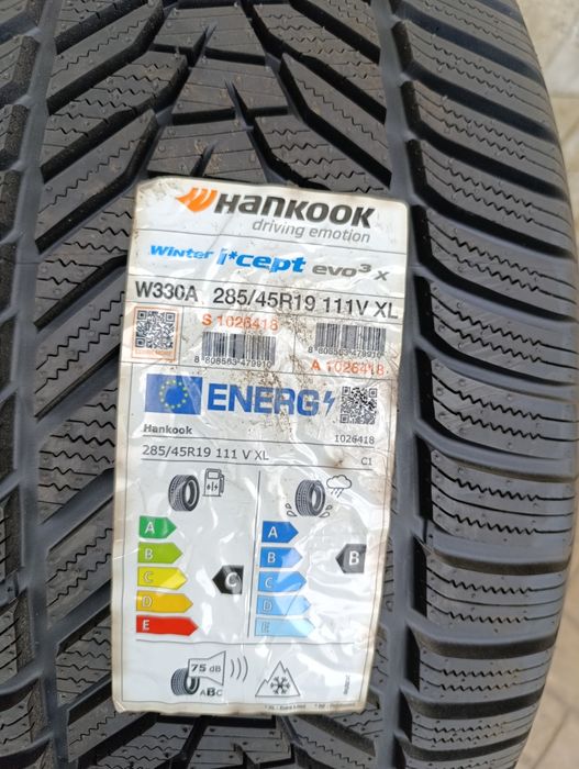 Зимни гуми Hankook 285/45/19 Winter Icept evo 3