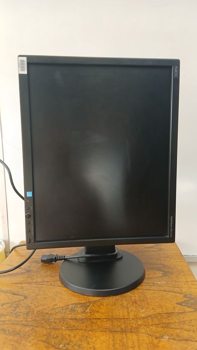 Монитор NEC MultiSync EA 193 mi. Рабочий