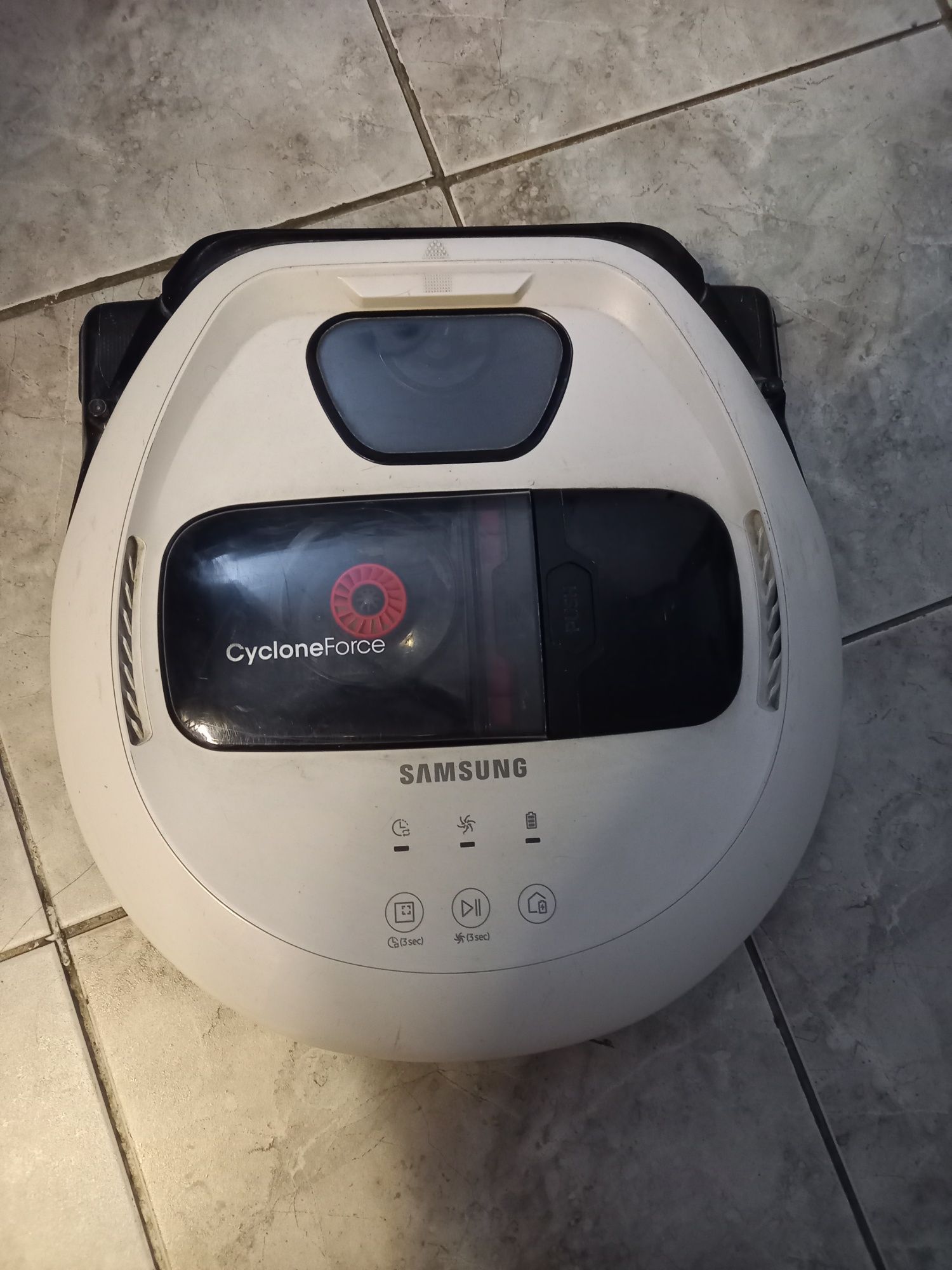 Робот пылесос Samsung Cyclone Force