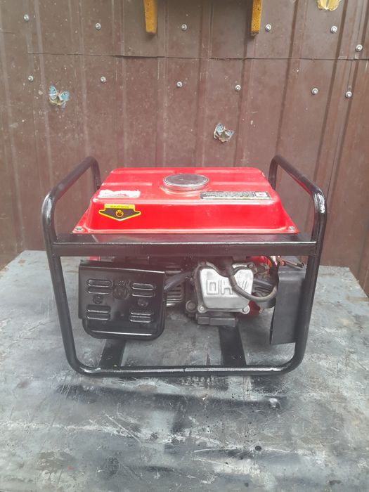 Vând sau schimb generator 4 timpi