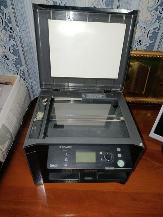 Srochna kopiya aparat sotiladi Canon