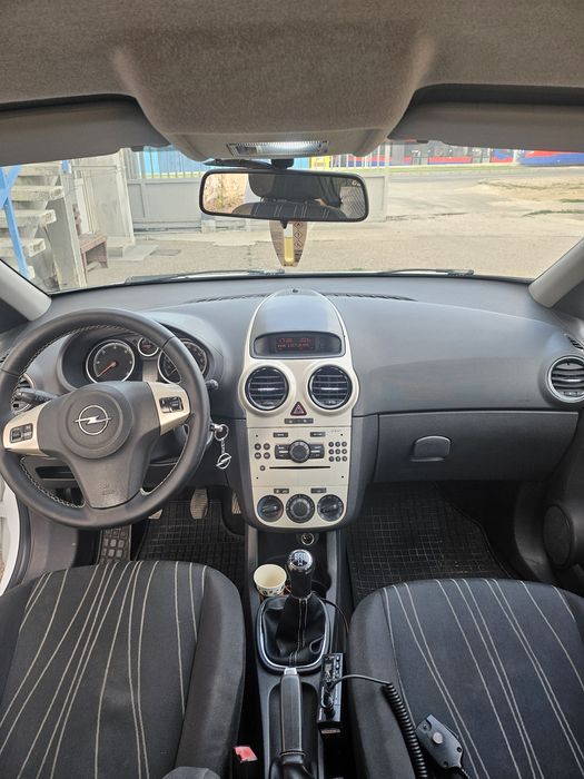 Vând Opel Corsa 2008