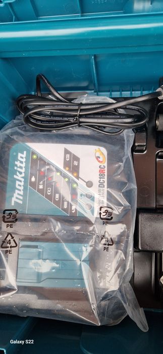 Makita impact ,multicutter pe acumulator.