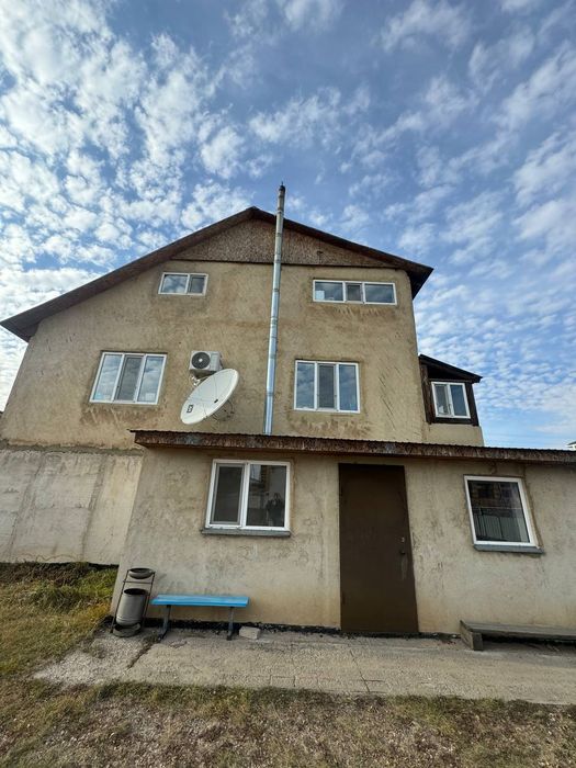 Продаётся дом 4 комнатный