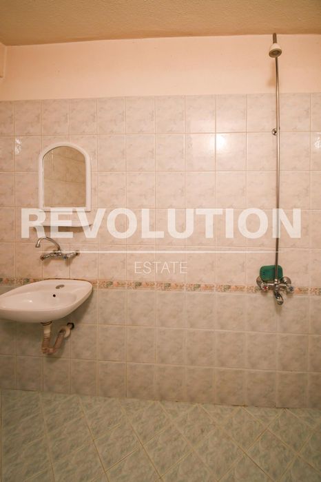 Дава се под наем Четиристаен апартамент в София, Лагера - 180 кв.м за 1100 € - Снимка #9