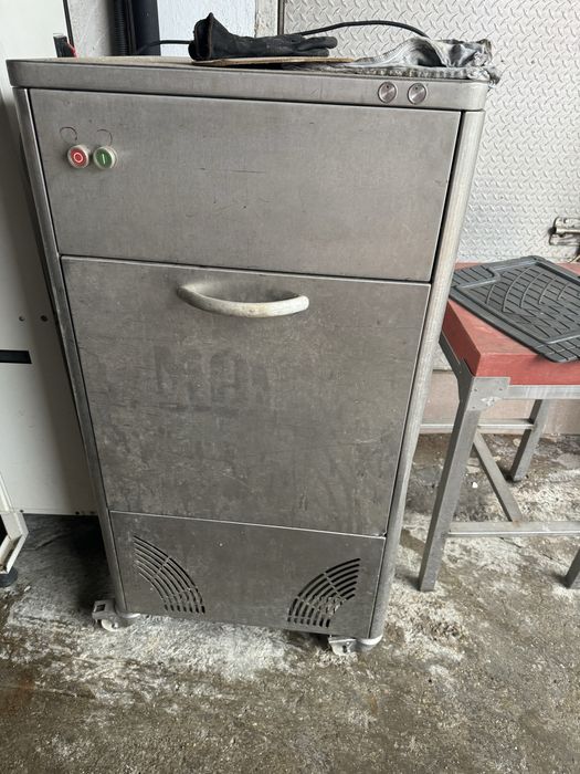 Masina de gheata MAJA