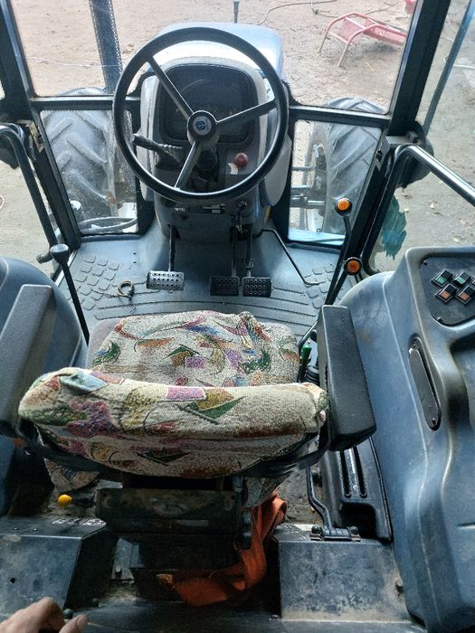 Tractor New Holland TD95D Plus – 4x4,95 CP,An 2007,Carte + RAR Valabil